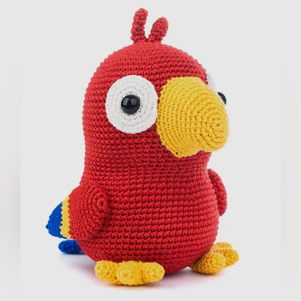 Easy Breezy Crochet Kit Parrot - Picture 3 of 6